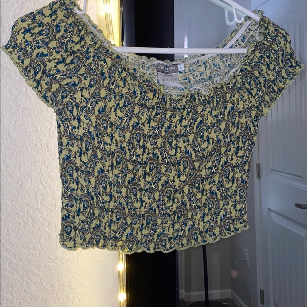 Earthbound croptop